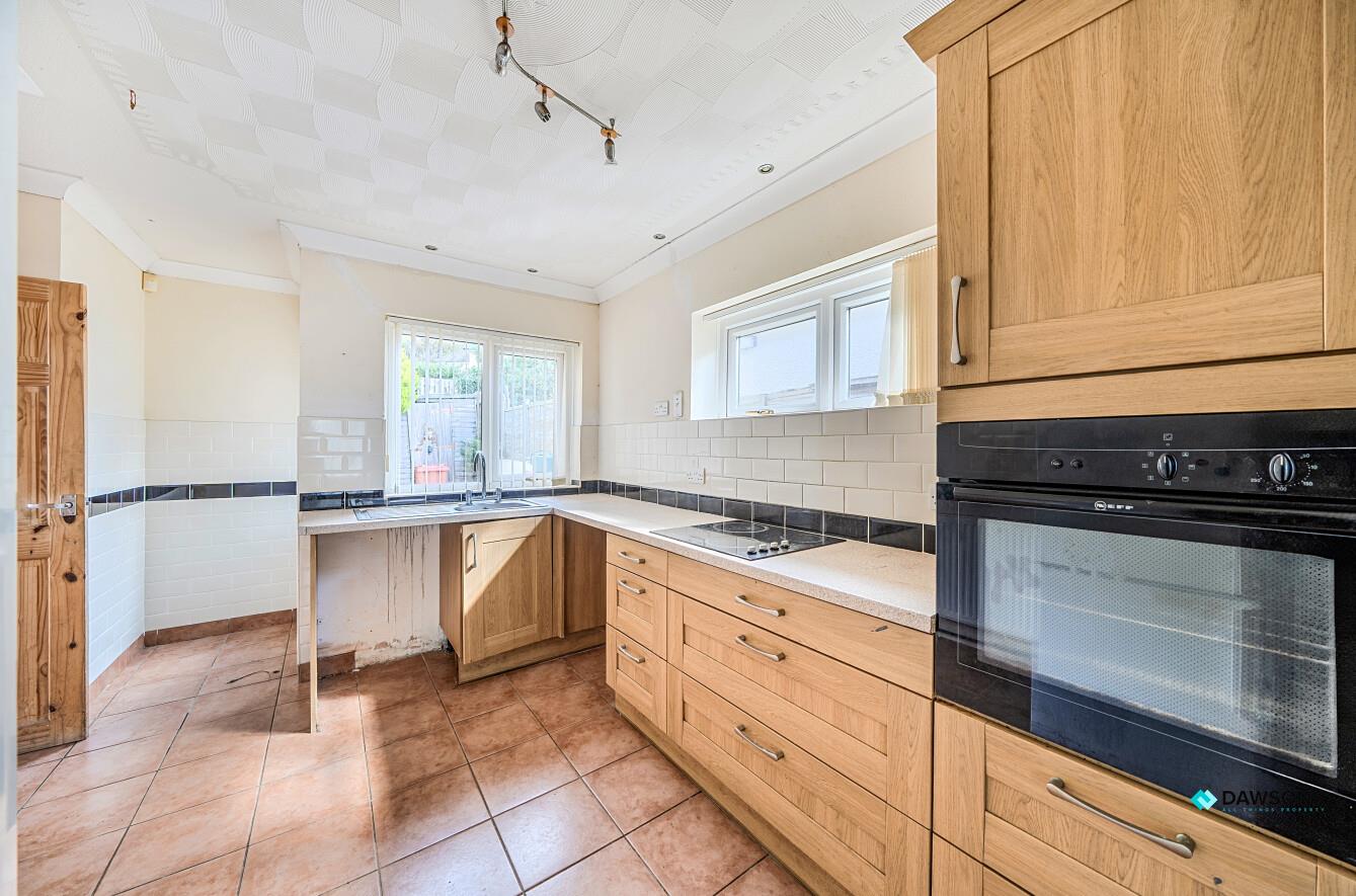 Whitestone Avenue, Bishopston, Swansea, SA3 3DA